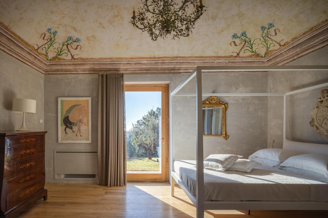 Monaci Delle Terre Nere Hotel Дзаферана Етнеа Екстериор снимка