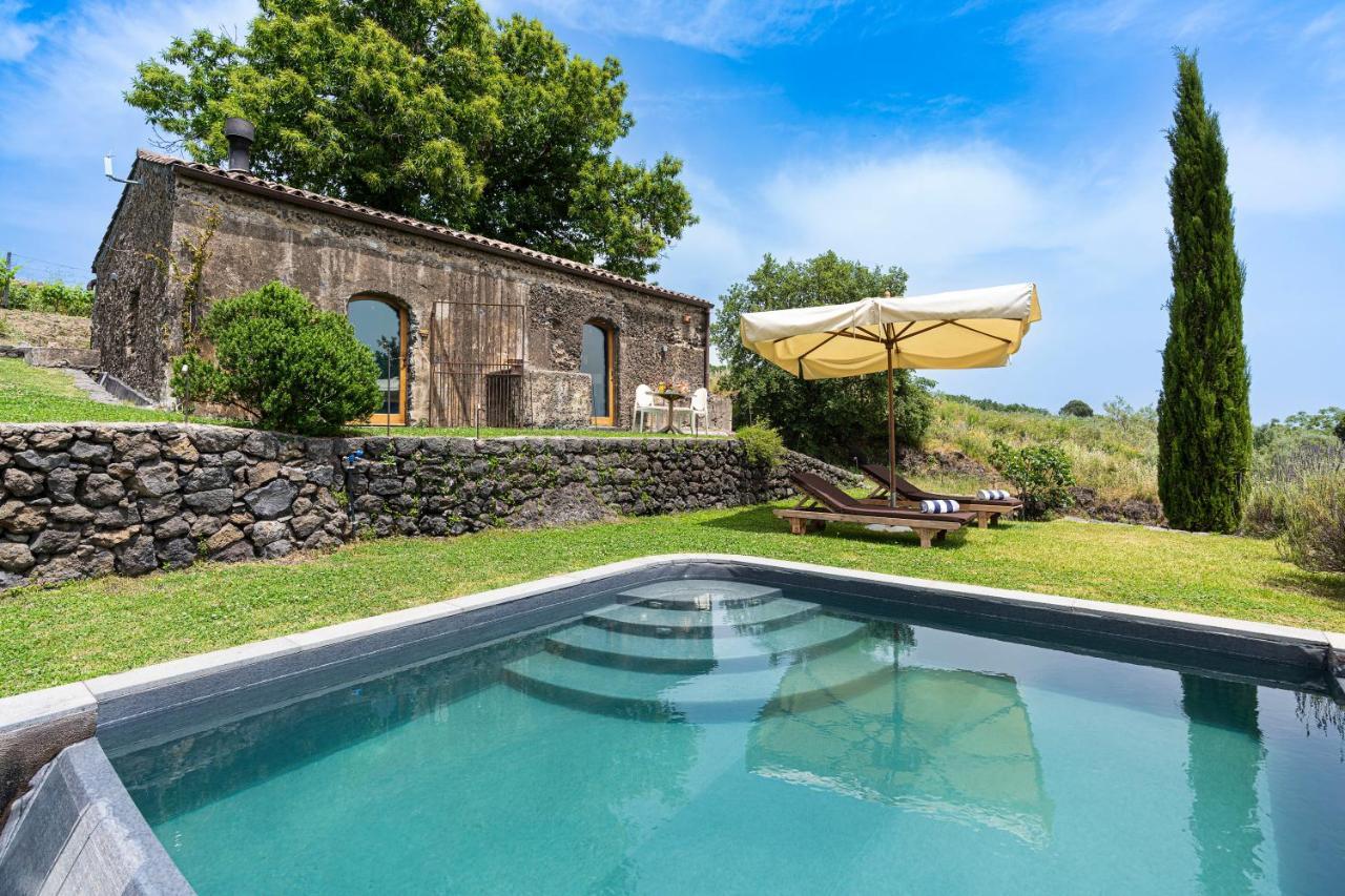 Monaci Delle Terre Nere Hotel Дзаферана Етнеа Екстериор снимка