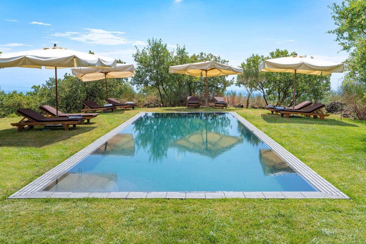Monaci Delle Terre Nere Hotel Дзаферана Етнеа Екстериор снимка